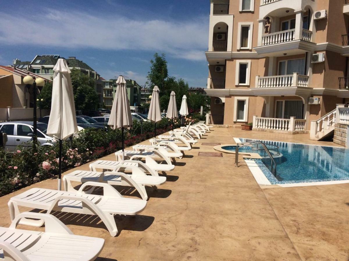 Family Lux Apartment Sveti Vlas Esterno foto