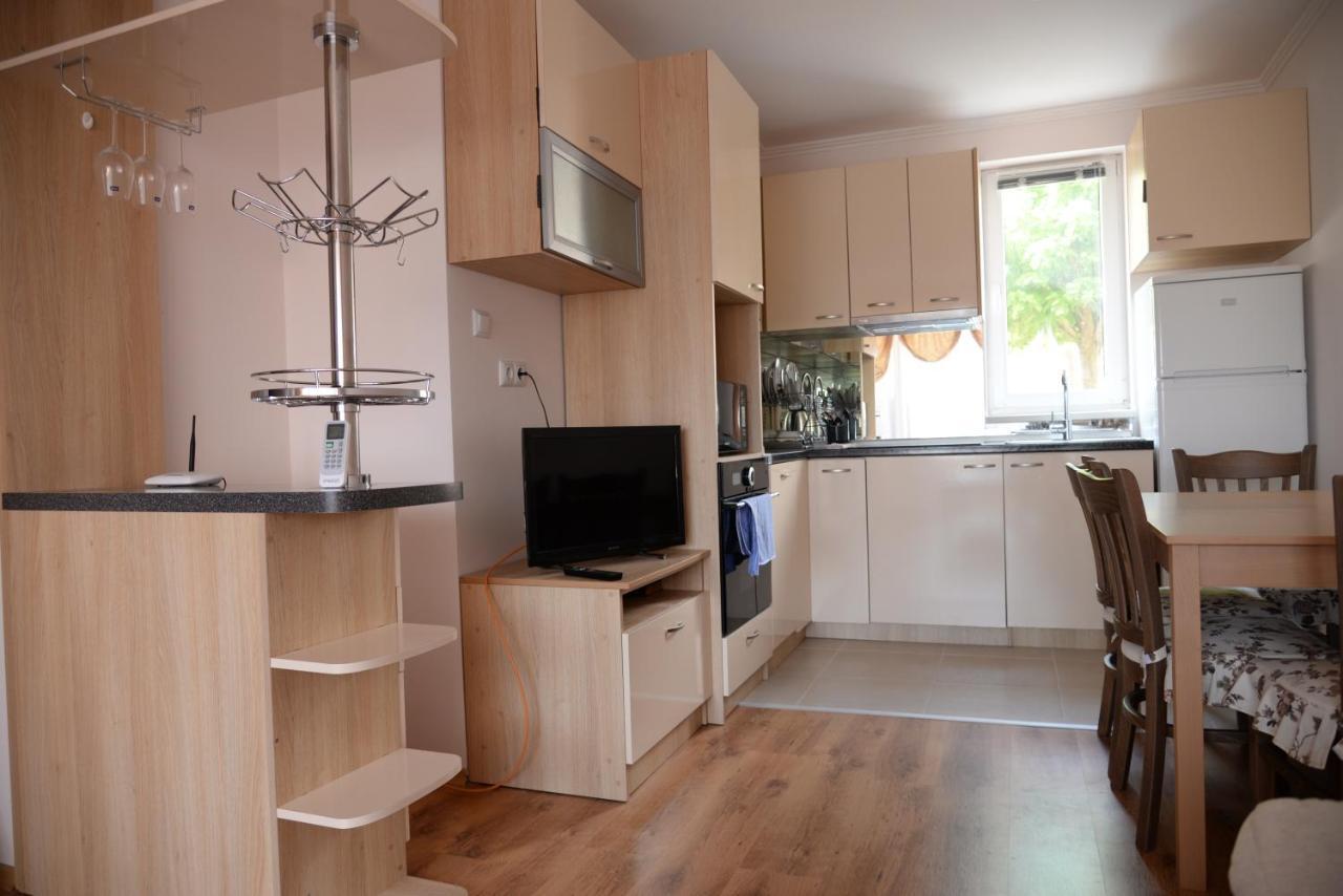 Family Lux Apartment Sveti Vlas Esterno foto